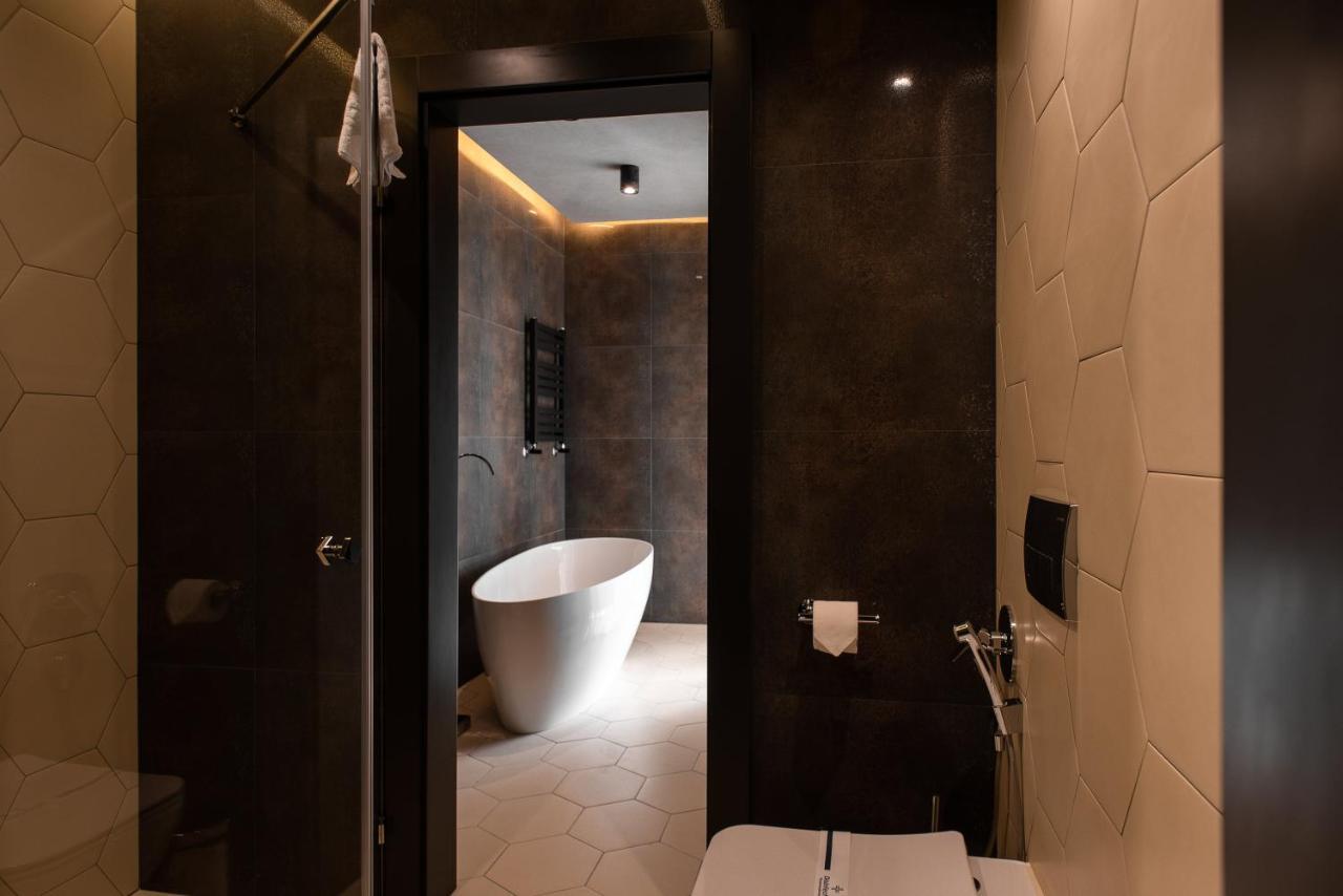 Mojo Boutique Hotel Lutsk Exterior photo