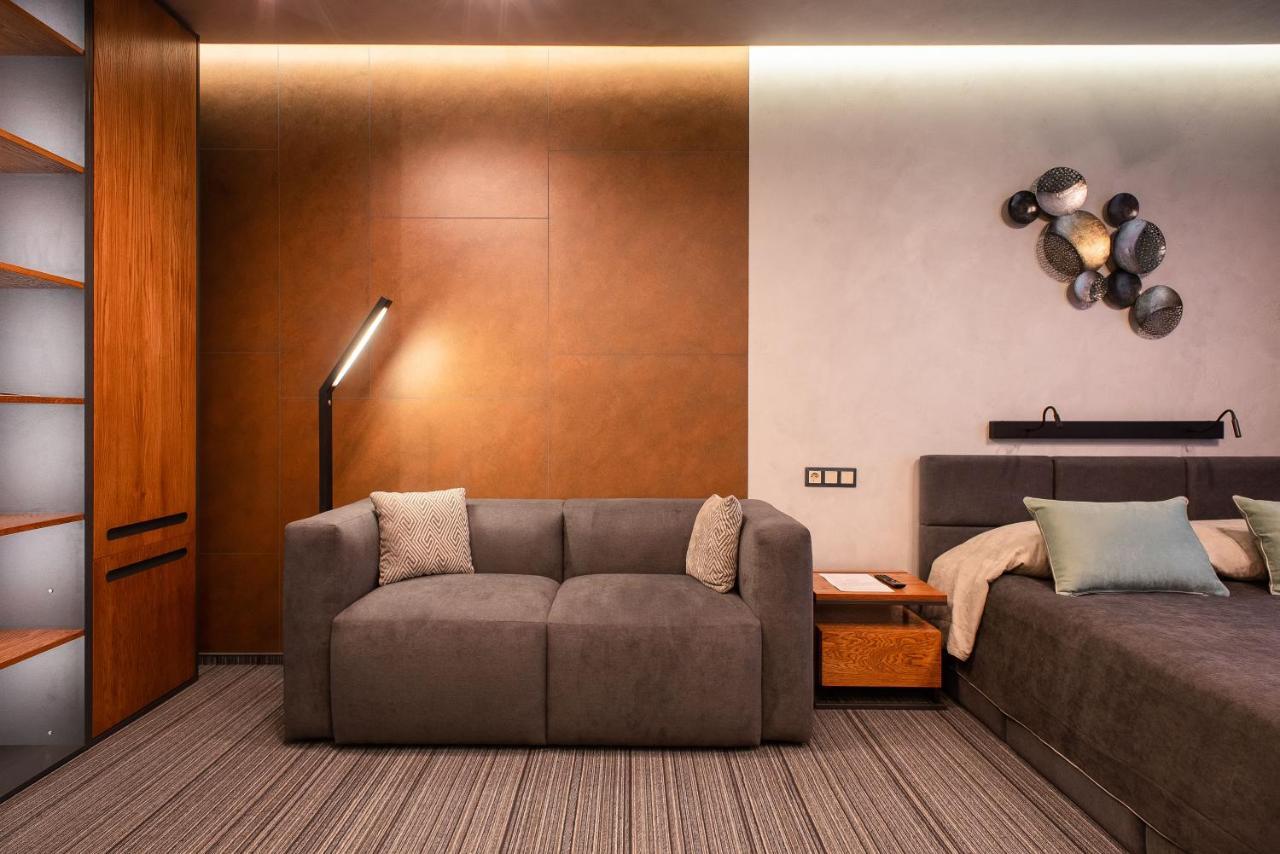 Mojo Boutique Hotel Lutsk Exterior photo