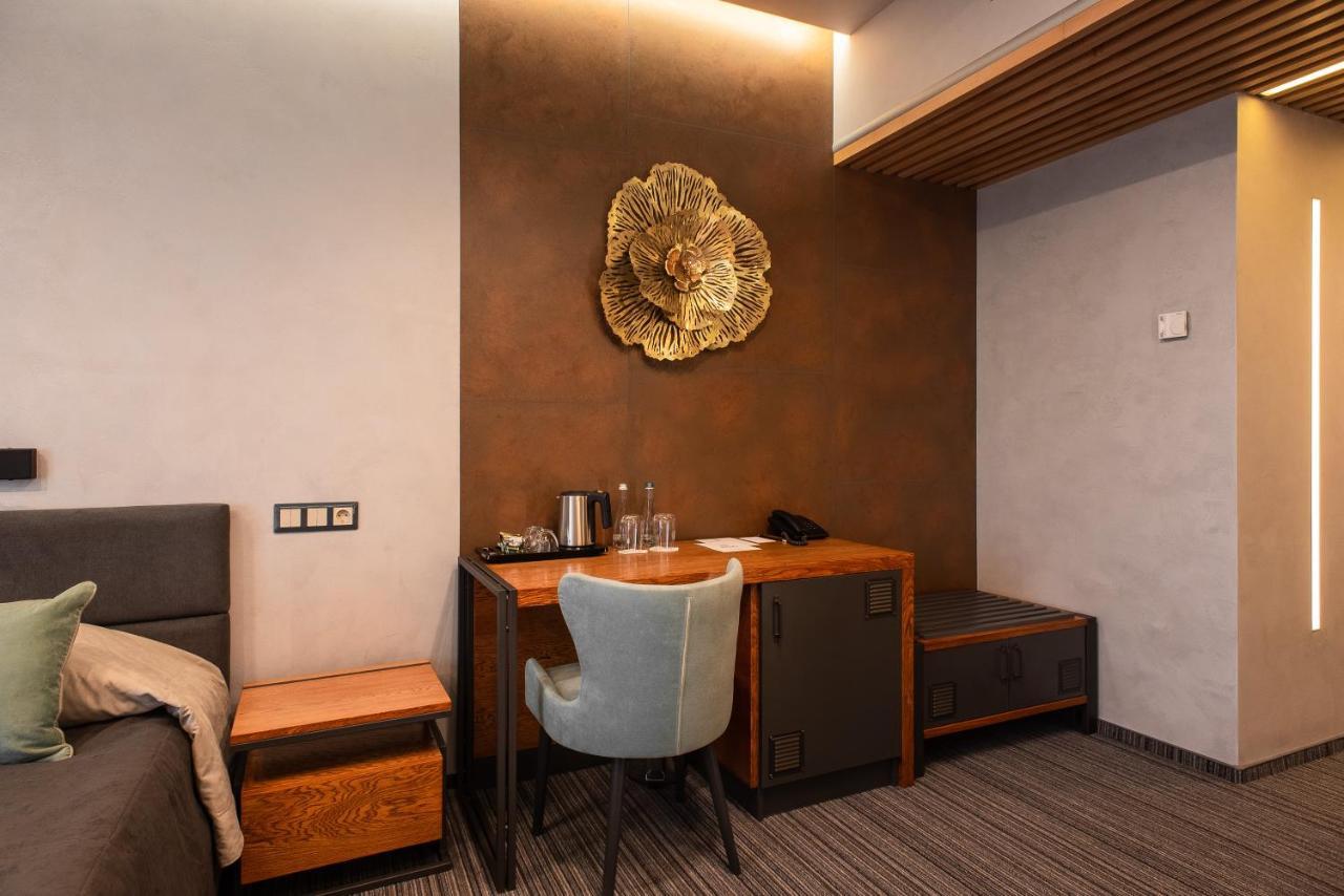 Mojo Boutique Hotel Lutsk Exterior photo